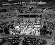 880228 Interieur van het Muziekcentrum Vredenburg (Vredenburgpassage 77) te Utrecht: de grote concertzaal tijdens een ...